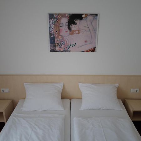 Hotel Am Bad Esslingen am Neckar Eksteriør bilde